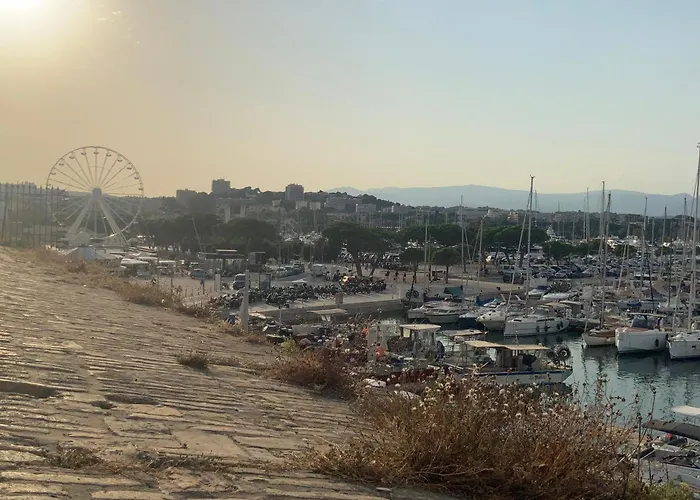 Escapade Antiboise Avec Parking Inclus Antibes