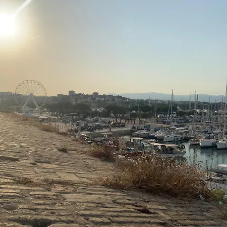 Escapade Antiboise Avec Parking Inclus Αντίμπ