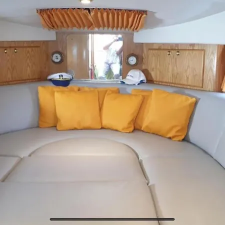 Bateau-hôtel Escapade Antiboise Avec Parking Inclus *